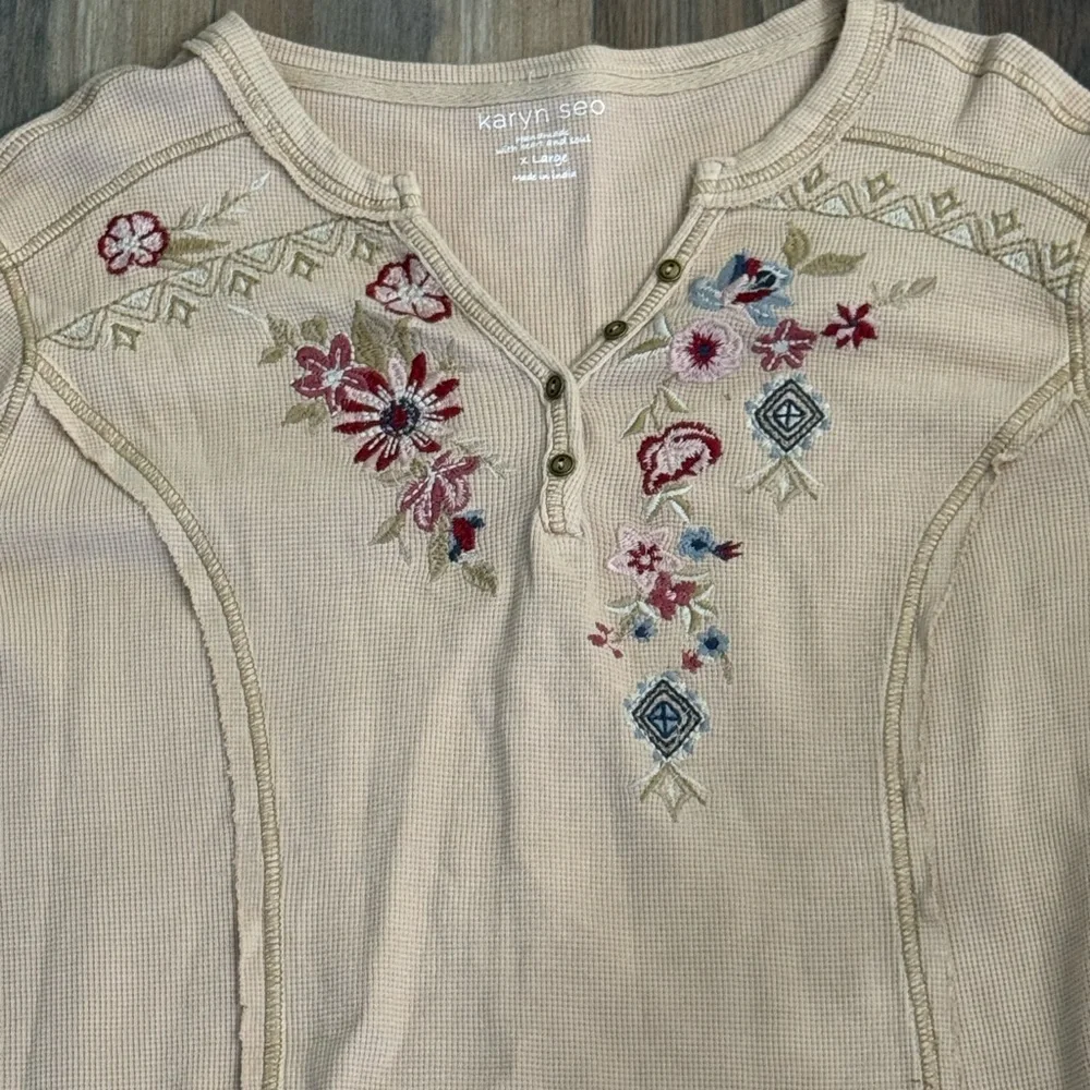 Karyn Seo Floral Embroidered Long Sleeve Top - Cream - Picture 2 of 6